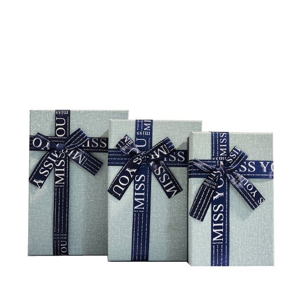 تصویر  (B2-2083) جعبه كادو مستطيل سورمه‌اي 3 سايز