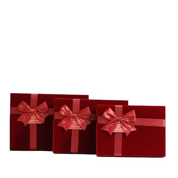 تصویر  (MS9302-207) جعبه كادو مستطيل مخمل زرشكي 3 سايز