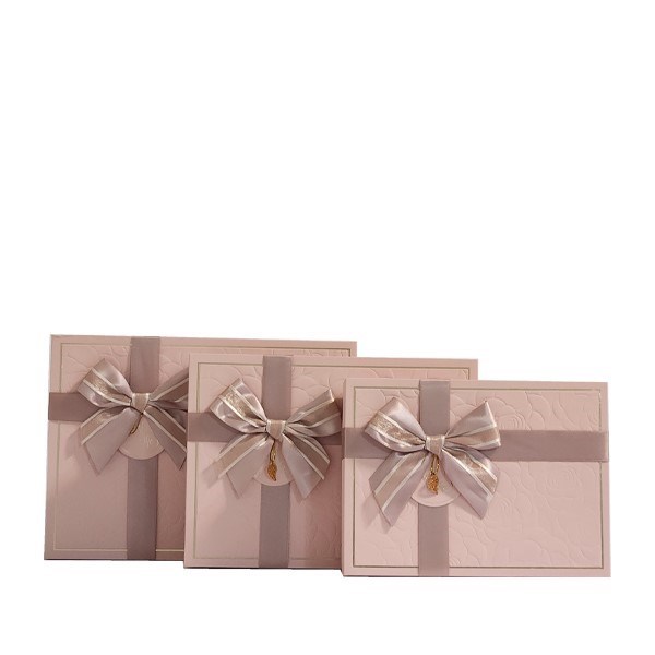 تصویر  (MS9304-147) جعبه كادو مستطيل طرح گل رز صورتي 3 سايز